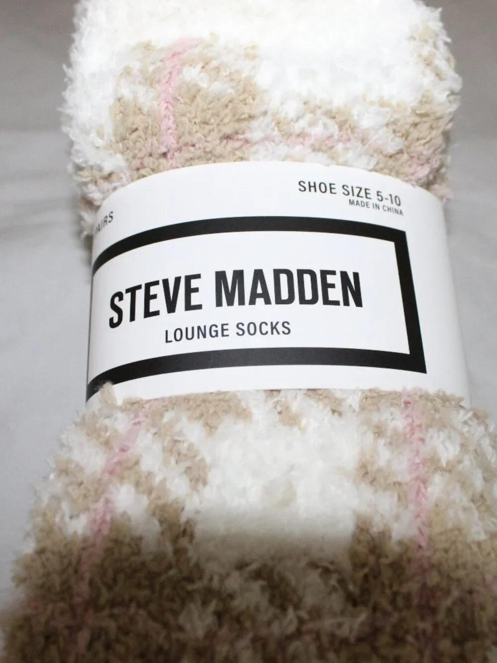 NWT Steve Madden Women's Fuzzy Lounge Socks 3 Pack White, Tan & Pink Size 5-10
